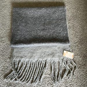 AYNIL -  Ombre Fringe Scarf - Gray Gradient Scarf